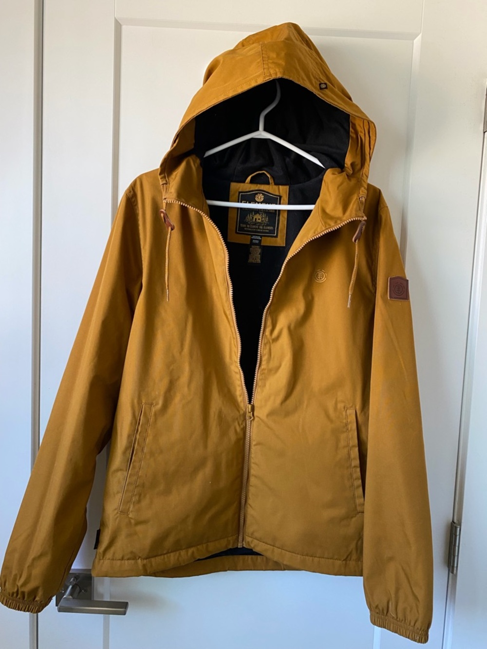 Field & Stream Hooded Raincoat in Mustard